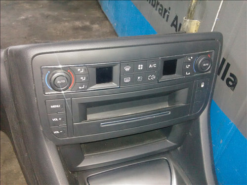 Climatronic Citroen C5 2.0Dan 2018