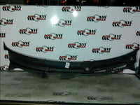 Grila stergatoare Volkswagen Golf 4 1.4S 16Van 2001