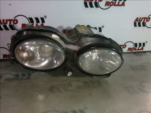 Far dreapta Xenon Jaguar X Type