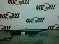 Brat stergator luneta Volkswagen Golf 5