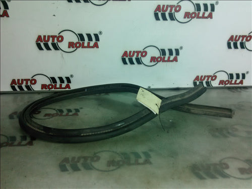 Cheder grila parbriz Skoda Octavia 2 an 2011