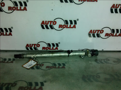 Rampa injectoare Mercedes C-Class W203 2.2D an 2004