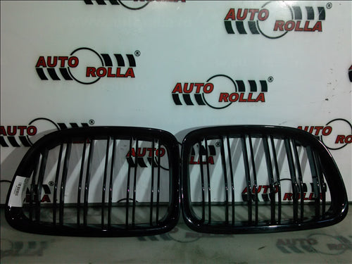 Grile capota BMW x1