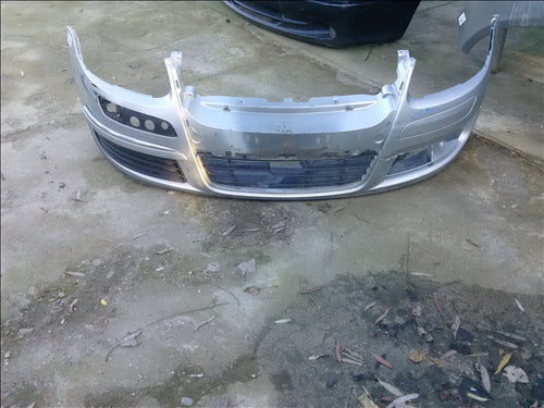 Bara fata rupta Volkswagen Jetta an 2