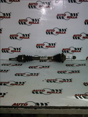 Planetara stanga Peugeot 206 1.4HDI an 2005