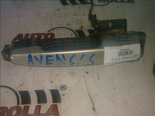Maner exterior stanga fata Toyota Avensis 2.0D an 2007