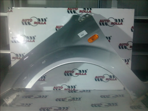 Aripa stanga fata Ford Fiesta an 2005