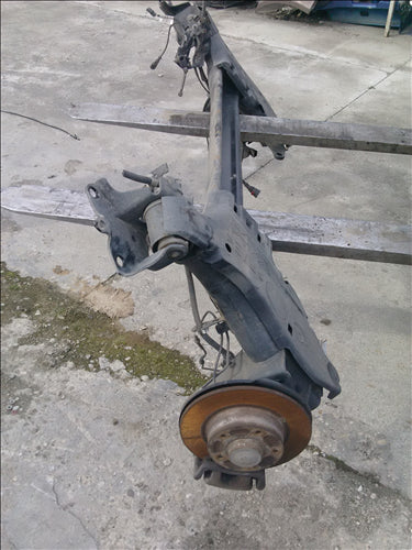 Butuc stanga spate Renault Megane 4 1.6 D an 2016