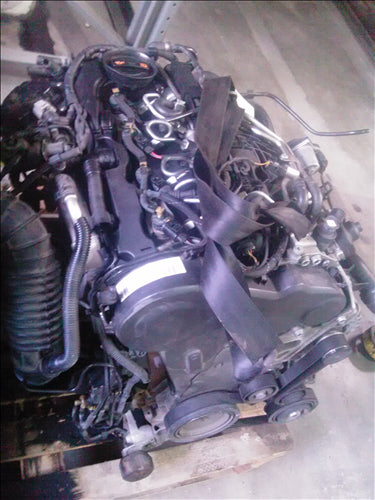 Motor Audi A4 B8  2.0 TDI