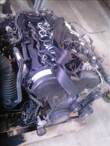 Injectoare set Audi A4 B8 2.0 TDI