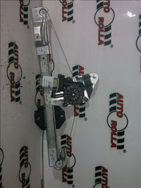 Macara+motoras stanga fata Dacia Logan an 2013