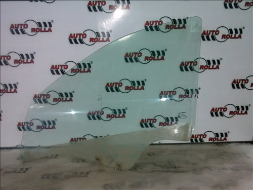 Geam stanga fata Dacia Logan an 2007