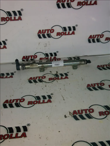 Rampa injectoare Opel Corsa D 1.3D