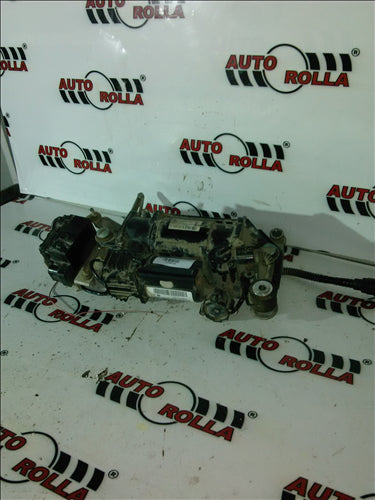 Compresor perne aer (defect) Volkswagen Touareg 2.5TDI an 2008