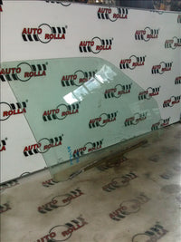 Geam dreapta fata Dacia Solenza