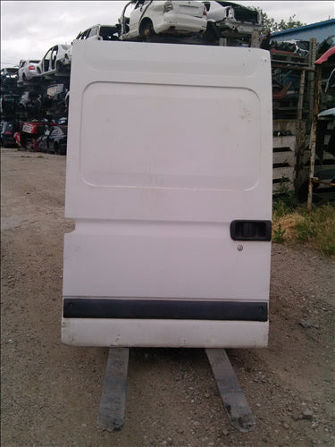 Usa culisanta Opel Vivaro