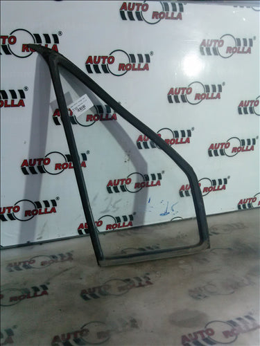 Geam coltar stanga fata Mercedes Sprinter 2.7 D an 2005