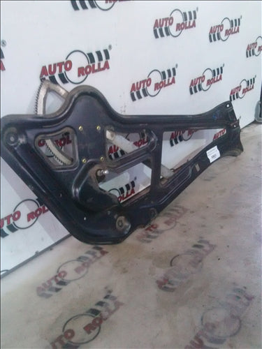 Macara stanga manuala Mercedes Sprinter an 2005