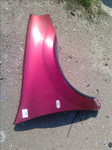 Aripa dreapta Dacia Logan 1.4s an 2006