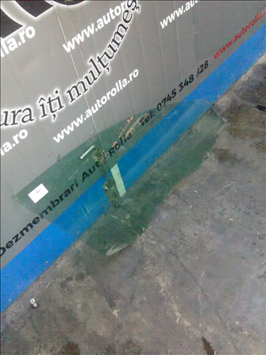 Geam dreapta fata Volkswagen Passat B7 an 2011