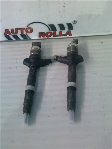 Injectoare 2 bucati Toyota Avensis 2.0d an 2005