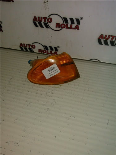 Semnalizare dreapta Opel Astra F an 1997