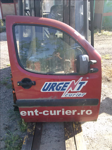 Usa dreapta fata Fiat Doblo 1.3D, an 2010