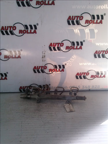 Rampa injectoare Renault Laguna 1.9d, an 2004