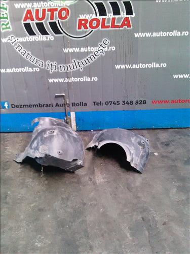 Carenaje roata dreapta fata Mercedes C class W203 2.2CDI, an 2006