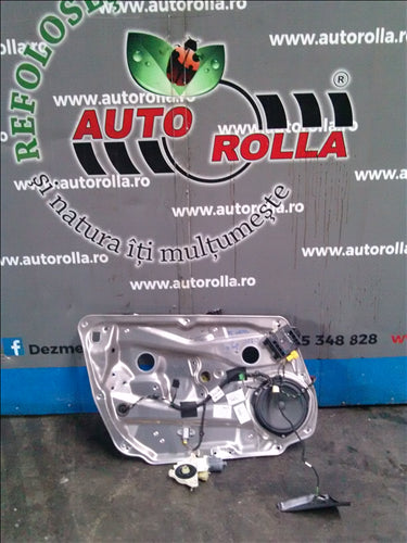 Motoras + macara usa stanga fata Mercedes C class W204 2.2CDI, an 2008