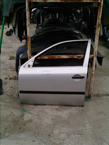 Usa stanga fata Skoda Octavia 1, 1.9 tdi, an 1998