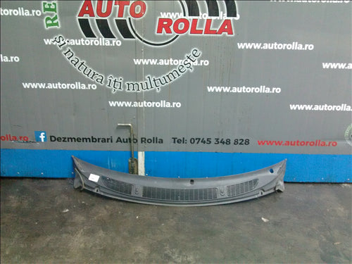 Grila stergatoare Skoda Fabia 1.6 d, an 2011, CAYA