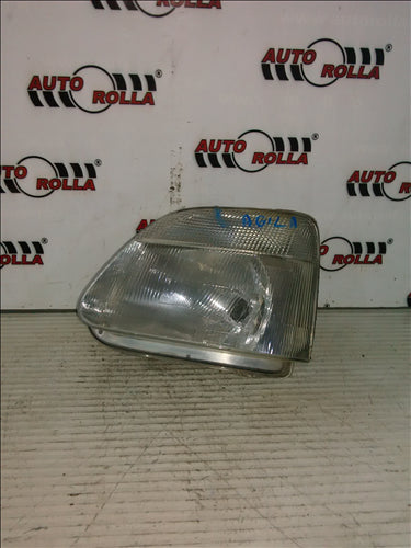 Far dreapta Opel Agila, an 2004