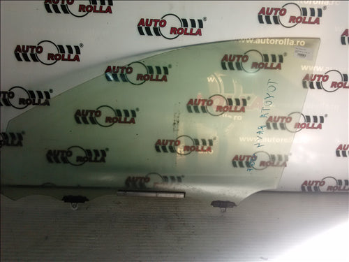 Geam stanga fata Toyota RAV 4, 2.2D, an 2015