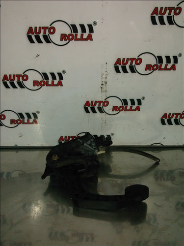 Pedala ambreiaj Volkswagen Golf 5, 1.9 tdi, an 2006, BKC