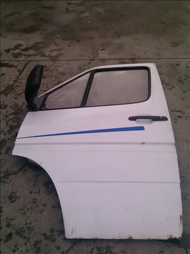 Usa stanga fata Mercedes Sprinter 2.2 CDI , fabr 2002