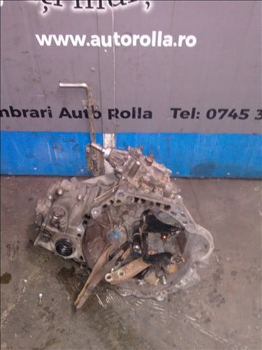 Cutie viteze( hurue) Toyota Avensis 1.8s an 2006