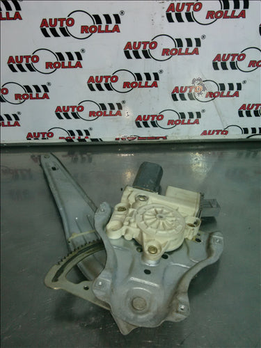 Macara +motoras dreapta spate Toyota Avensis an 2006