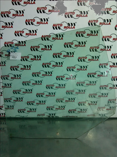 Geam stanga spate Volkswagen Golf 4 an 2003( break)