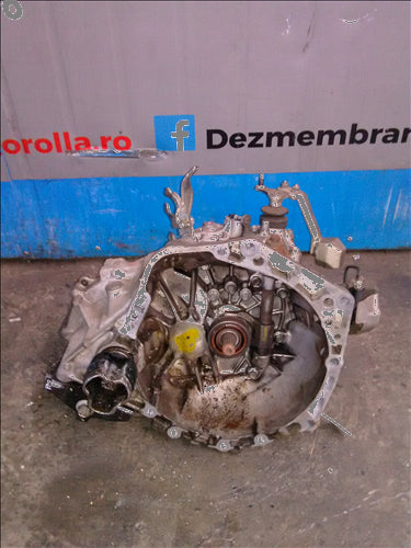 Cutie viteze Toyota Yaris 1.0 vvt-i an 2009