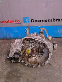 Cutie viteze Toyota Yaris 1.0 vvt-i an 2009