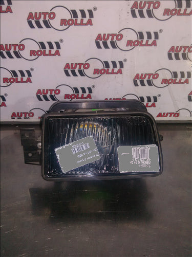 Proiector dreapta Bmw e36 an 1995