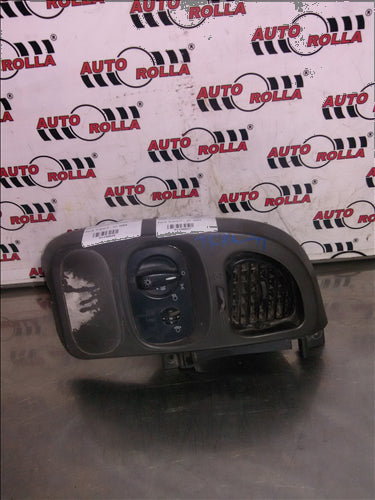 Grila aerisire stanga Ford Transit, an 2004