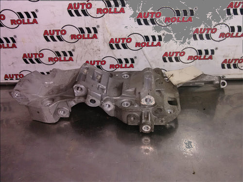 Suport accesorii BMW F30 2.0 d, Xdrive, pachet M, an 2014