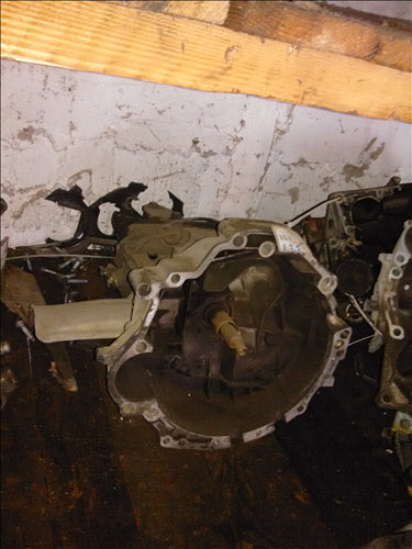 cutie viteze 5trepte Volkswagen Passat B5, 1.9TDI