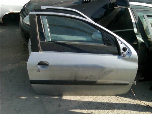 usa dreapta fata fara geam Peugeot 206 2usi