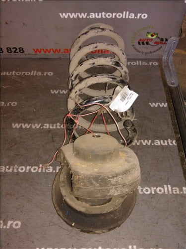 arc fata si flansa Renault Trafic, an 2006