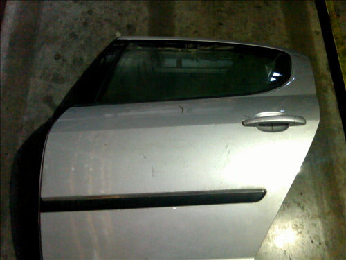 usa stanga spate completa Peugeot 407 an 2004