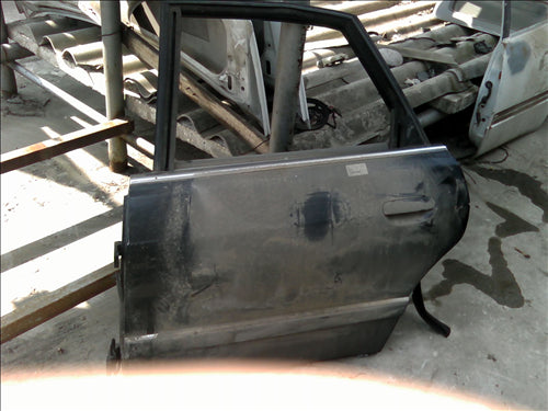 usa stanga spate Audi A8