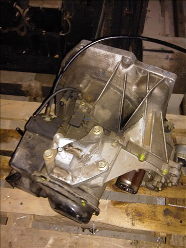 cutie viteze Ford Focus 2 1.6TDCI